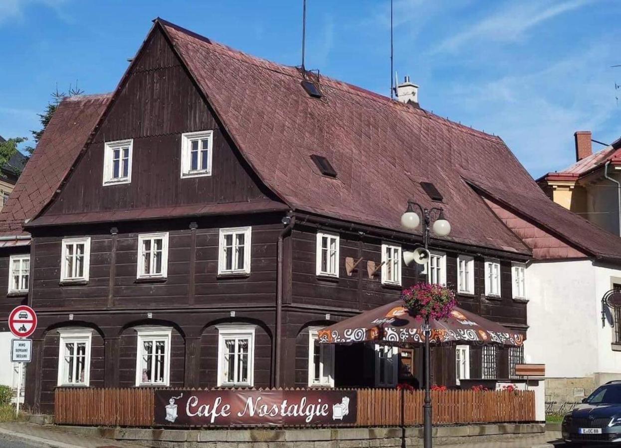 Cafe Nostalgie Dvouluzkovy Romanticky Pokoj Красна-Липа Экстерьер фото